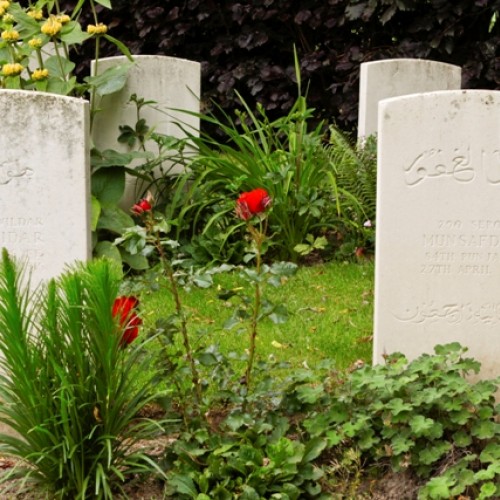 AVW_1915_04_24Grootebeek_British_Cemetery_2