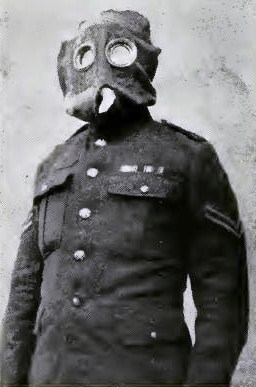 AVW_1915_12_19British_soldier_in_a_P_or_PH_helmet