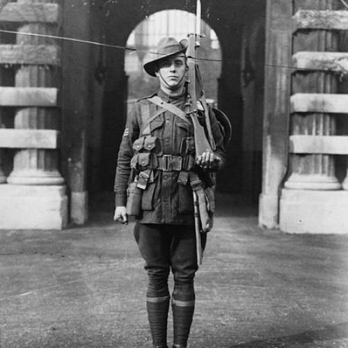 A-typical-Australian-Infantrymans-Uniform-1914-1918