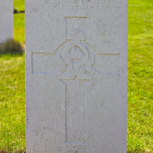 AVW_1917_11_14_reninghelst-new-military-cemetery-smith-w-img-0123sk_orig